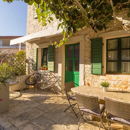 Lägenhet Dvor Strica Grge Kaštelir