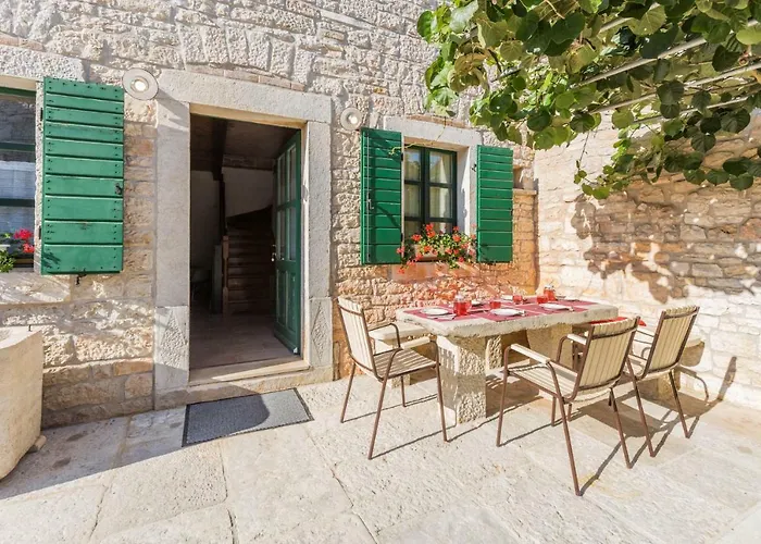 Lägenhet Dvor Strica Grge