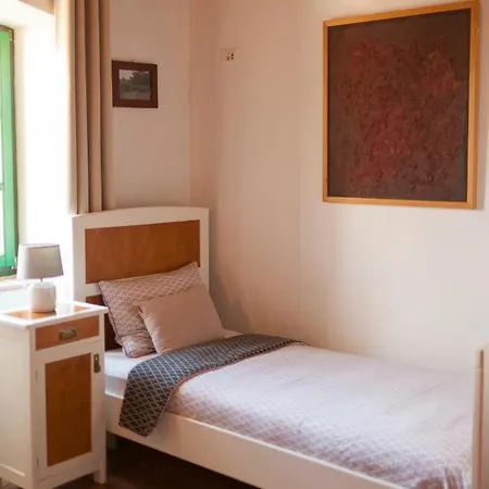 Dvor Strica Grge Daire